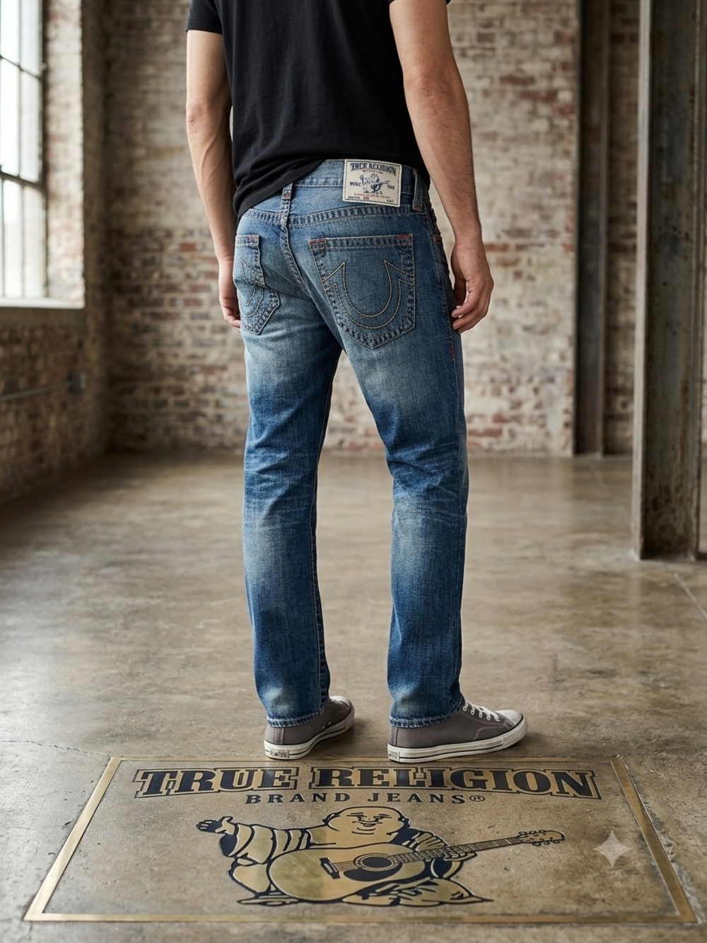True Religion Men’s Distressed Blue Slim Straight Jeans Like New 💙